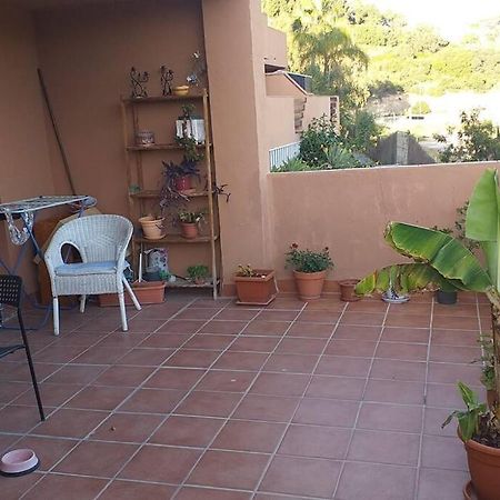 Planta Baja Cerca De La Playa Casares Costa Apartment Luaran gambar