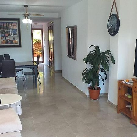 Planta Baja Cerca De La Playa Casares Costa Apartment Luaran gambar