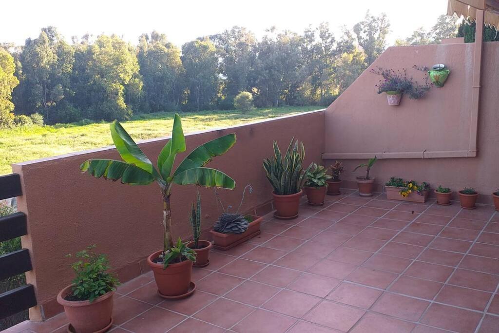 Planta Baja Cerca De La Playa Casares Costa Apartment Luaran gambar